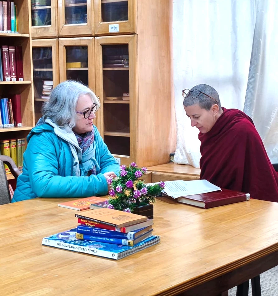 Sandra con Anila Tenzin