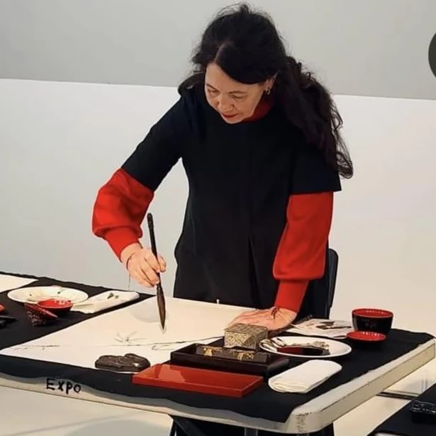 Yano Yoro, destacada artista plástica